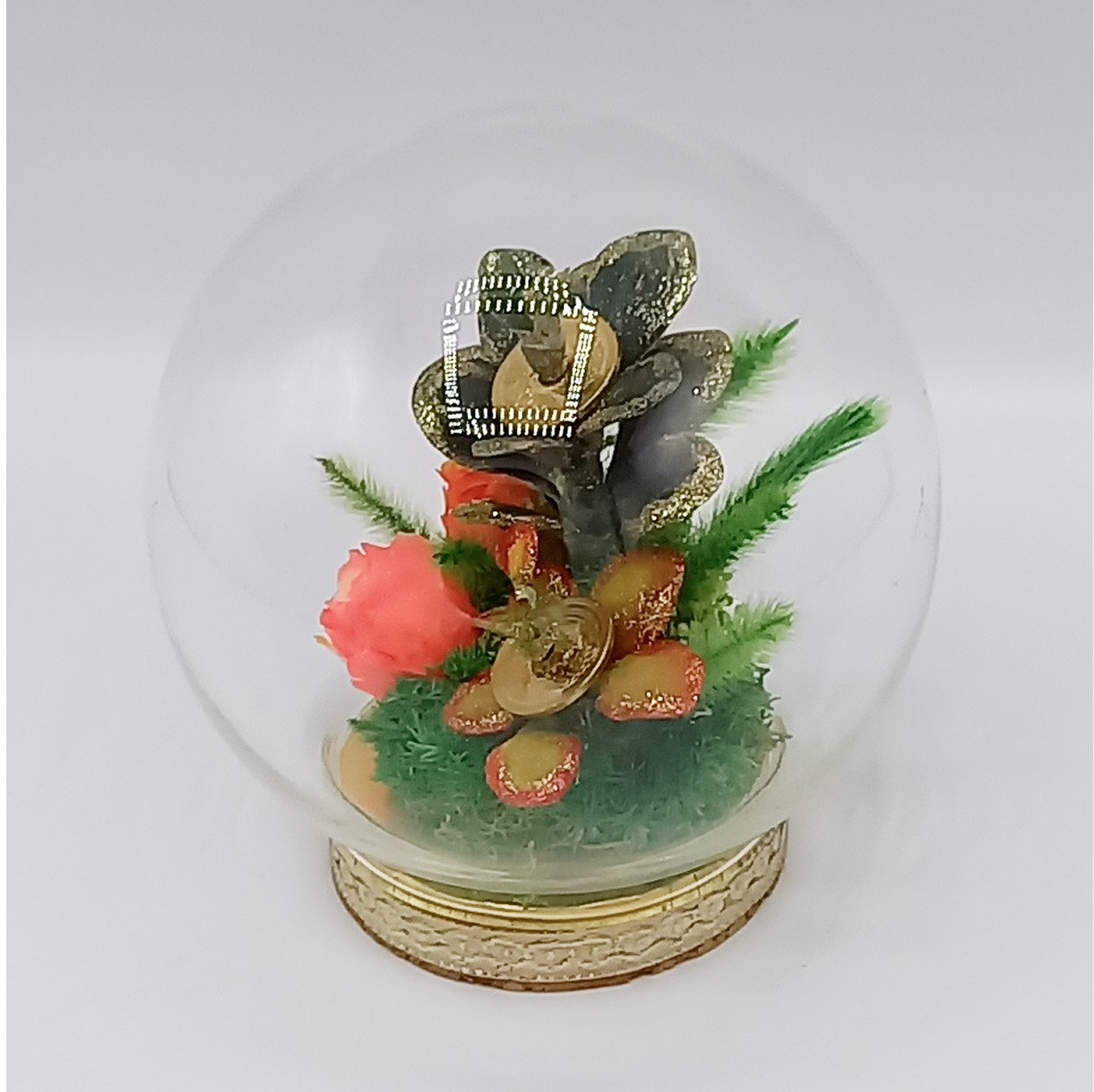 手作り「黄金姫花月&green金のなる木」&プリザーブドフラワーレインボーローズと草花・苔のガラスドームアレンジ❣