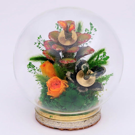 黄金姫花月&金のなる木 レインボーローズ ガラスドームアレンジ