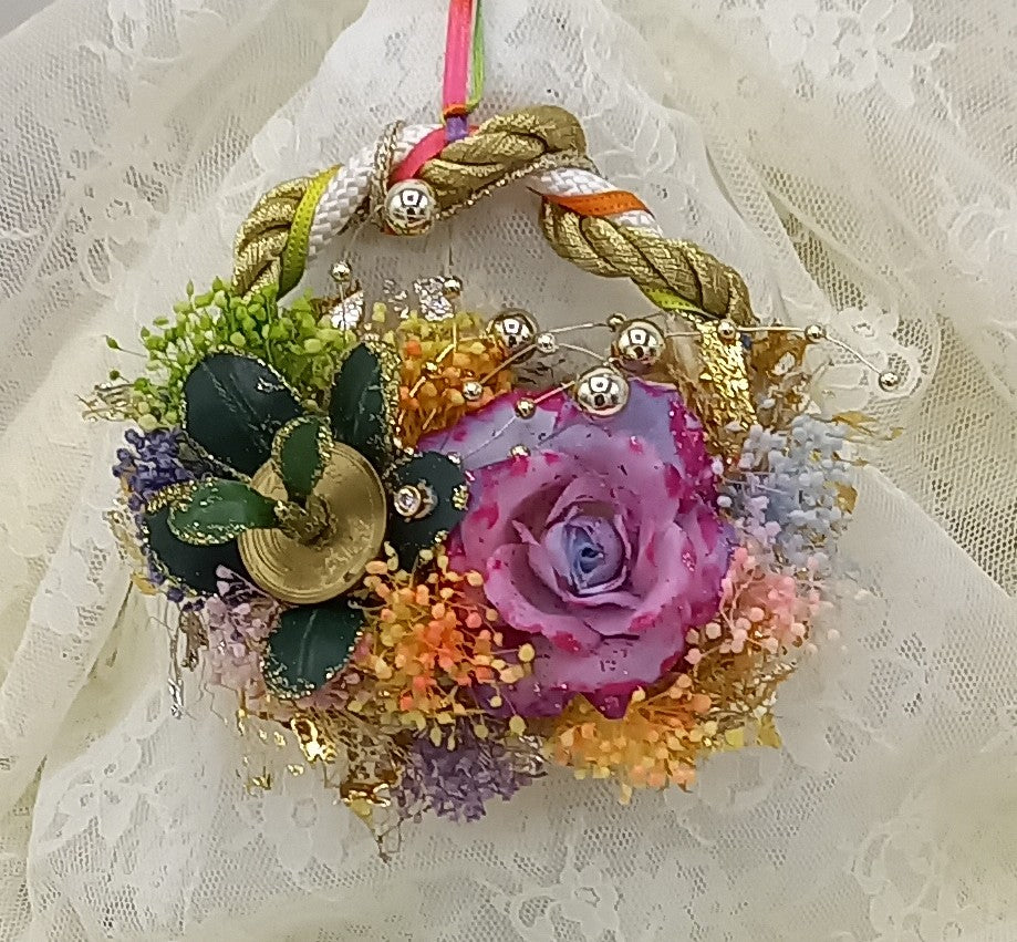 「手作り金のなる木」&レインボーローズ(造花)miracleミニリースアレンジ
